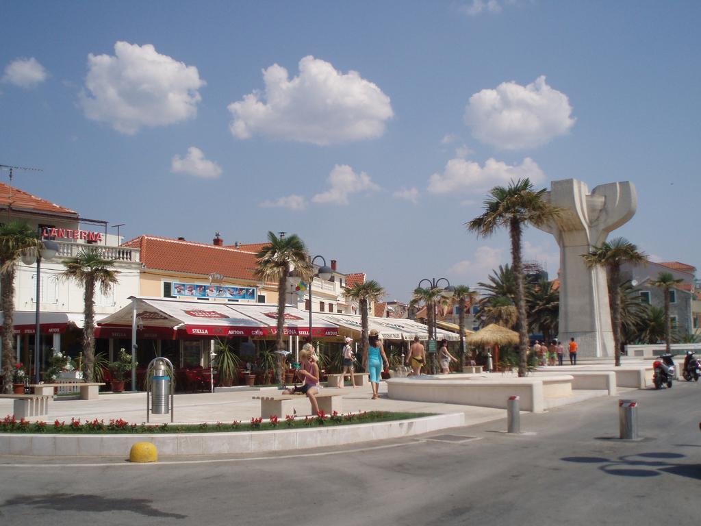 Apartments Nika Vodice Esterno foto